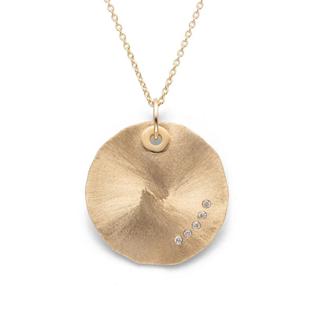 750/- Vedhæng mat/børstet, dia.er 0,05ct W-SI