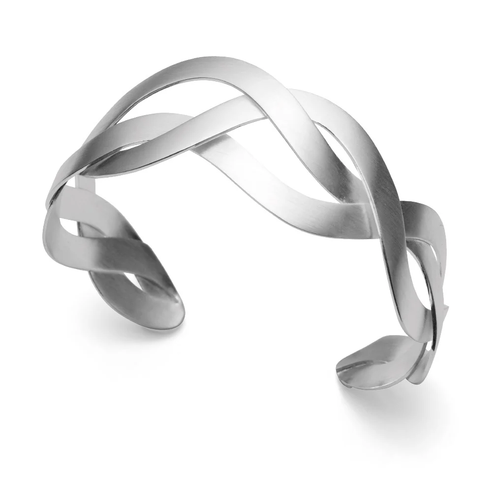 925,- mat armring.