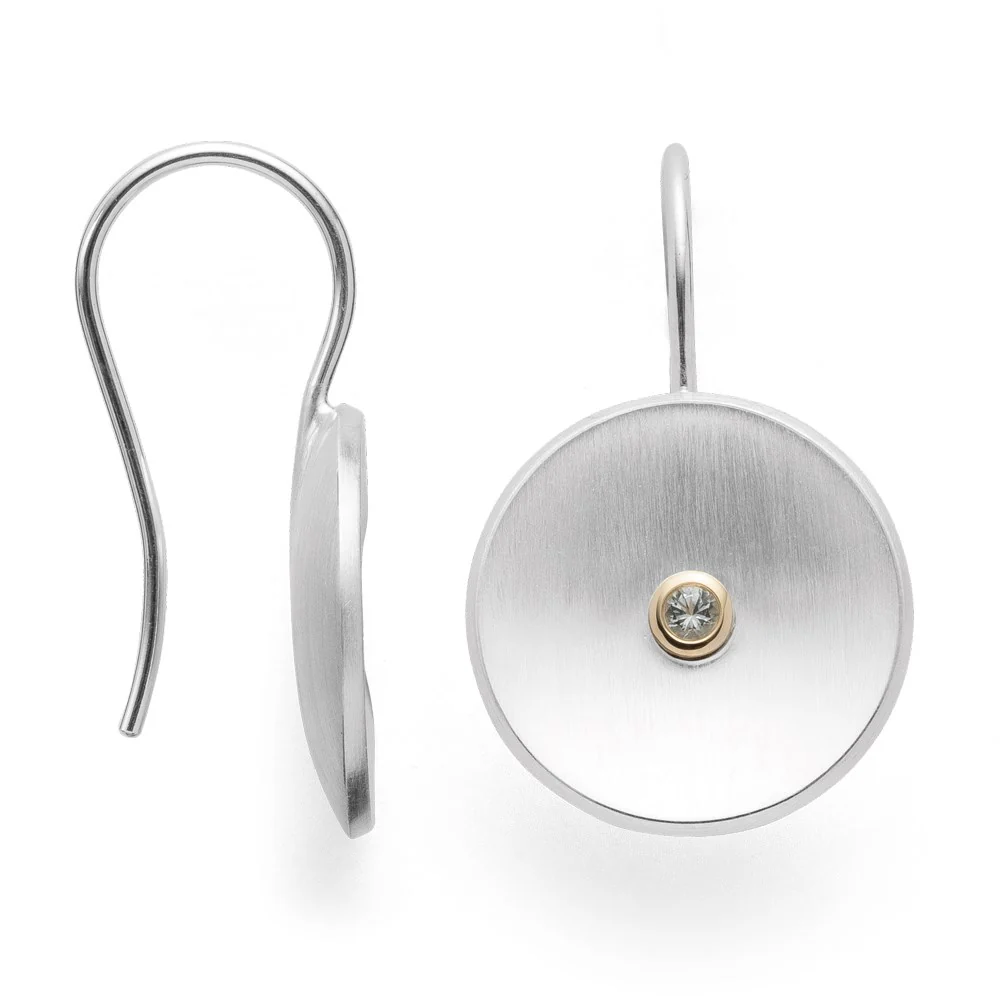 925/- øreringe, fg 14K mat., hvid topas 0,07ct