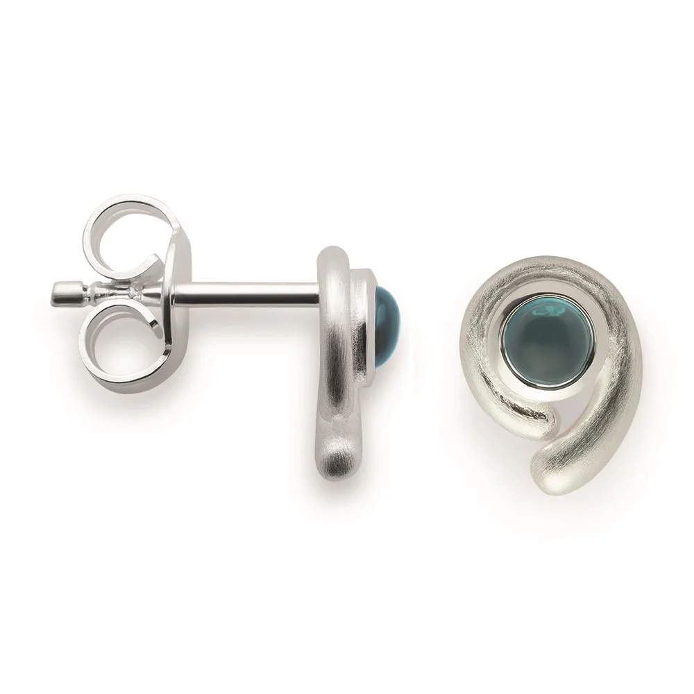 925/- Ørestikker, mat, blå topas 0.28ct