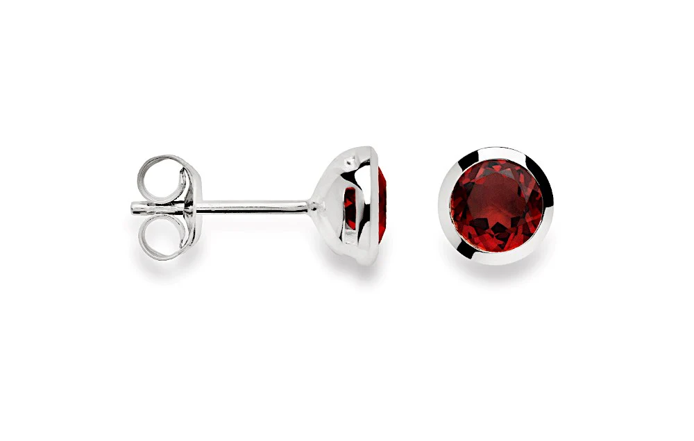925/- Ørestikker polerede, Granat 0,9ct