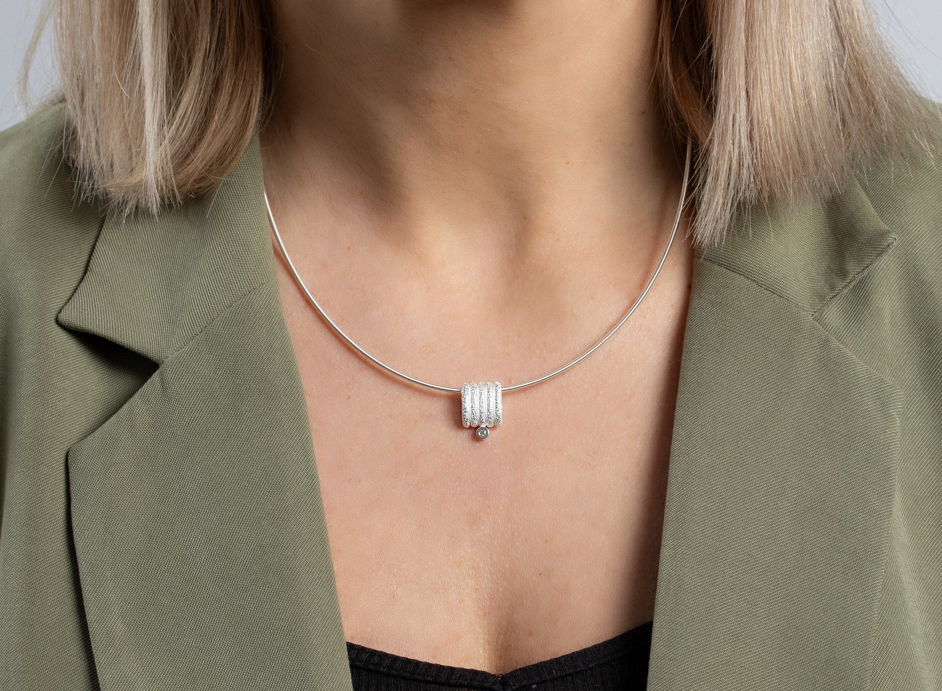 925/- Vedhæng mat/børstet, hvid topas 0,02ct - Image 2