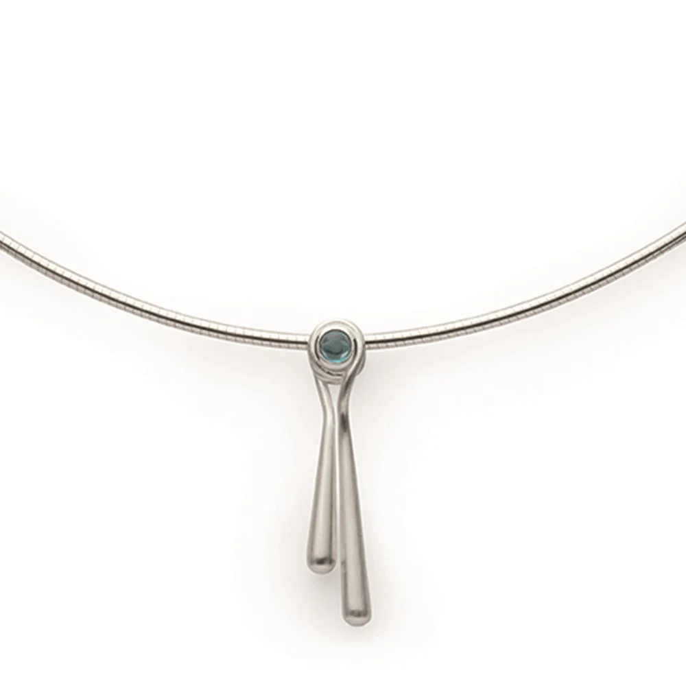 925/- Vedhænge, matt, blå topas 0.14ct