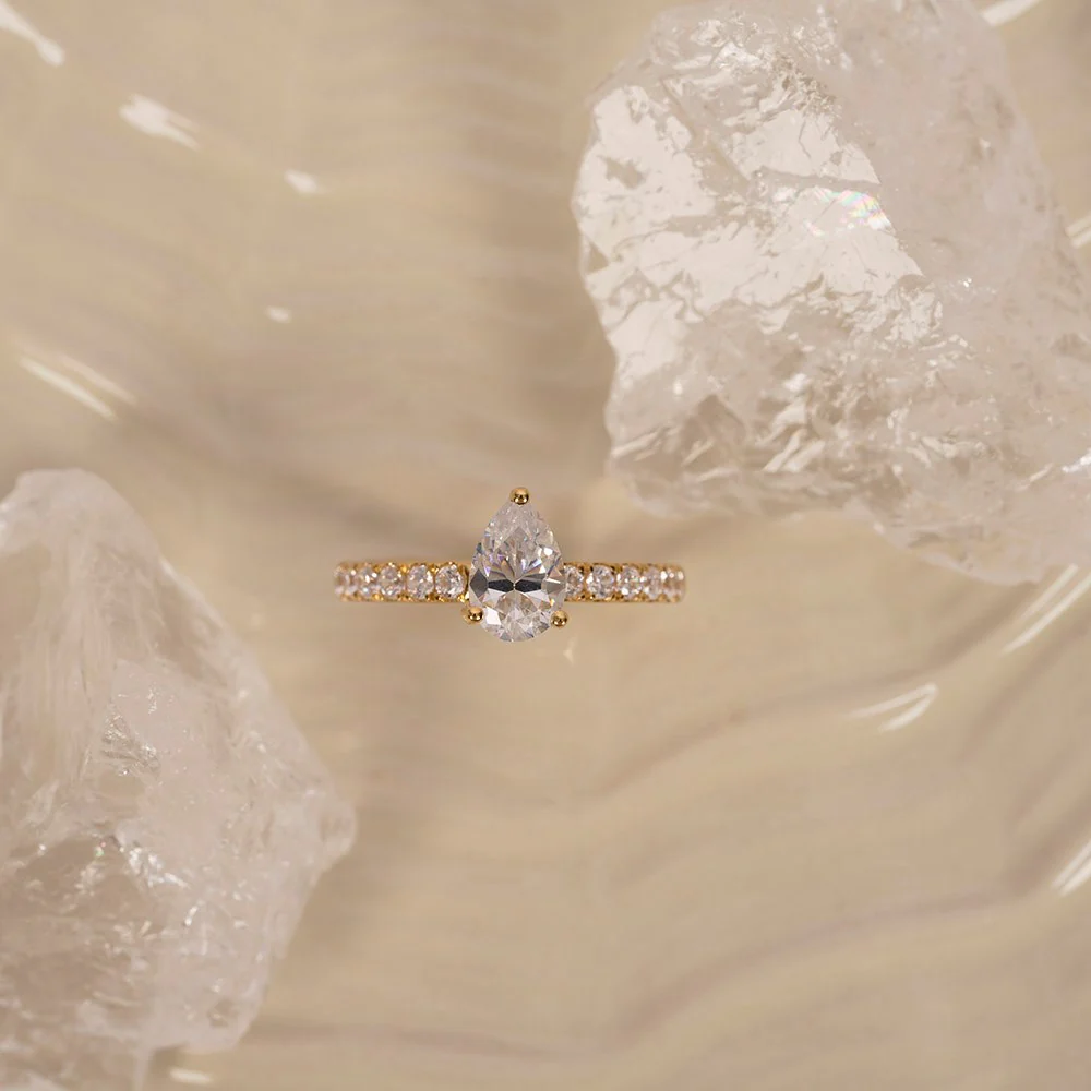 LUXURY Classic dråbe 14kt. guldring m. lab grown diamant 1,4ct TW/VS2