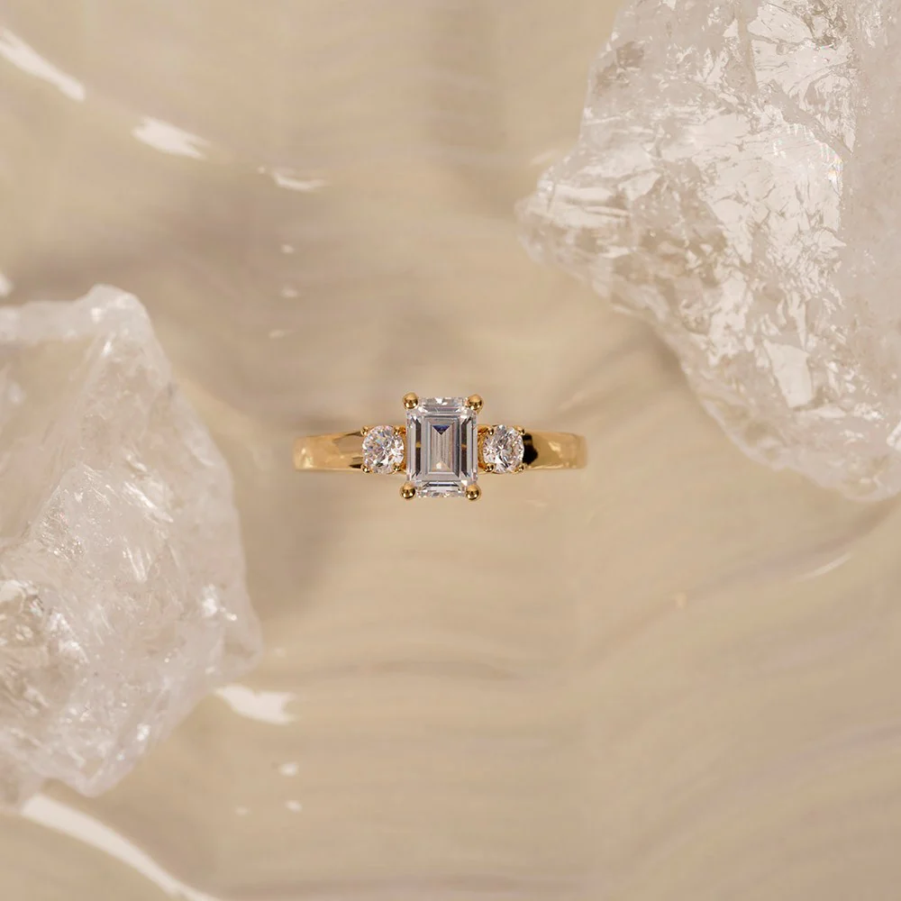 LUXURY Classic firkant 14kt. guldring m. lab grown diamant 1,33ct TW/VS2