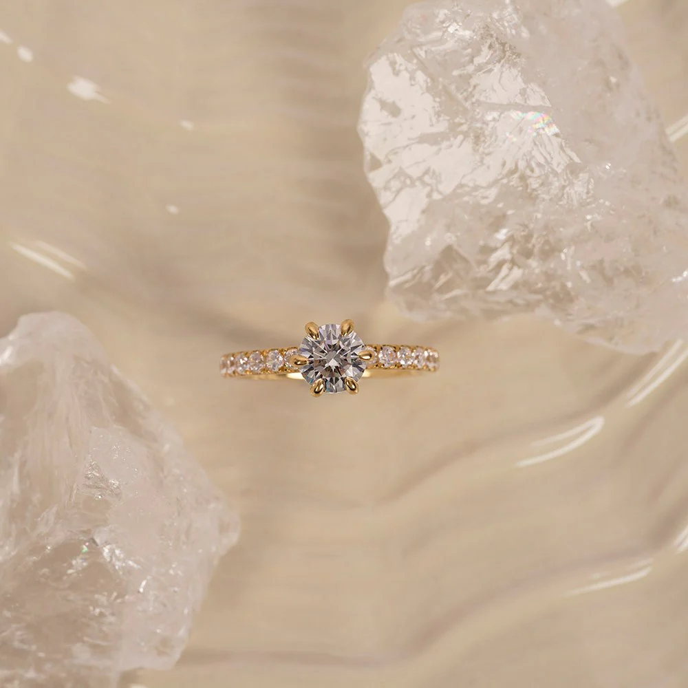 LUXURY Modern rund 14kt. guldring m. lab grown diamant 1,4ct TW/VS2